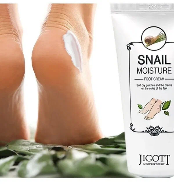 Крем для ног увлажняющий с улиткой JIGOTT SNAIL MOISTURE FOOT CREAM, 100 мл